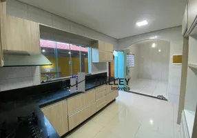 Foto 1 de Casa de Condomínio com 3 Quartos para alugar, 220m² em Setor Habitacional Arniqueira, Brasília