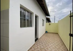 Foto 1 de Casa com 1 Quarto para alugar, 45m² em Jardim Santa Tereza, Taubaté