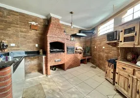 Foto 1 de Casa com 4 Quartos à venda, 352m² em Vila Pires, Santo André