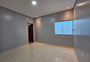 Foto 1 de Casa de Condomínio com 2 Quartos à venda, 69m² em Flores, Manaus