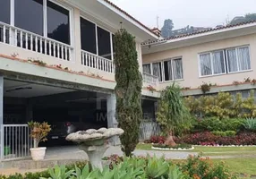 Foto 1 de Casa com 3 Quartos à venda, 1140m² em Coronel Veiga, Petrópolis