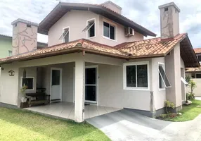 Foto 1 de Casa com 3 Quartos à venda, 248m² em Rio Tavares, Florianópolis