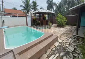 Foto 1 de Casa de Condomínio com 5 Quartos para alugar, 250m² em Unamar, Cabo Frio