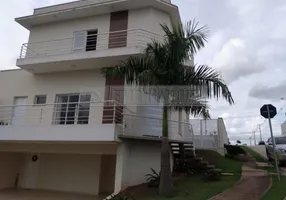 Foto 1 de Casa de Condomínio com 3 Quartos à venda, 270m² em Iporanga, Sorocaba