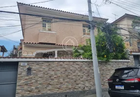 Foto 1 de Casa de Condomínio com 8 Quartos à venda, 304m² em Higienópolis, Rio de Janeiro