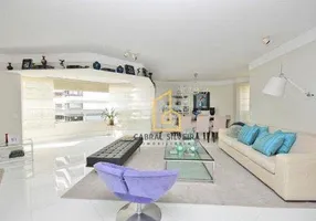 Foto 1 de Apartamento com 3 Quartos à venda, 210m² em Moema, São Paulo