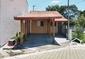 Foto 1 de Casa com 2 Quartos à venda, 90m² em Jardim Aeroporto, Guaratinguetá