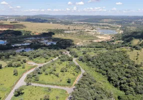 Foto 1 de Lote/Terreno à venda, 1000m² em Centro, Confins