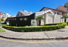 Foto 1 de Casa com 4 Quartos à venda, 222m² em Vila Izabel, Curitiba