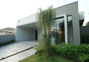 Foto 1 de Casa de Condomínio com 3 Quartos à venda, 209m² em Parque Residencial Damha II, Presidente Prudente