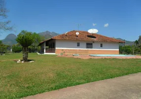 Foto 1 de Fazenda/Sítio com 4 Quartos à venda, 220m² em Campanha, Teresópolis