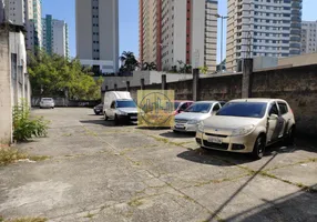 Foto 1 de Lote/Terreno para alugar, 700m² em Vila Gilda, Santo André