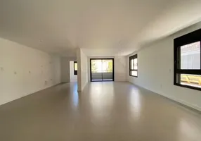 Foto 1 de Apartamento com 4 Quartos à venda, 211m² em Jurerê, Florianópolis