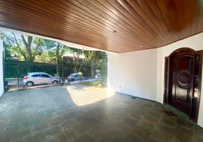Foto 1 de Casa com 4 Quartos para alugar, 361m² em Jardim Teresa, São Paulo