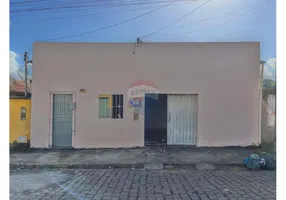 Foto 1 de Casa com 2 Quartos à venda, 102m² em , Itamaraju