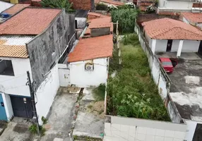 Foto 1 de Lote/Terreno com 1 Quarto à venda, 200m² em Maraponga, Fortaleza