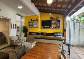 Foto 1 de Casa de Condomínio com 3 Quartos à venda, 136m² em Vila Jardini, Sorocaba