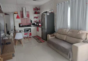 Foto 1 de Casa de Condomínio com 2 Quartos à venda, 59m² em Vila Loty, Itanhaém