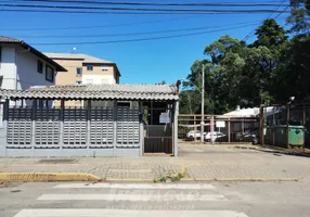 Foto 1 de Apartamento com 2 Quartos para alugar, 43m² em Forqueta, Caxias do Sul
