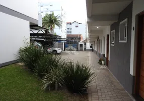 Foto 1 de Casa de Condomínio com 2 Quartos à venda, 76m² em Industrial, Novo Hamburgo