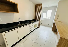 Foto 1 de Apartamento com 2 Quartos à venda, 66m² em Centro, Criciúma