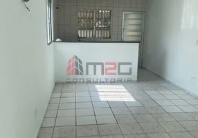 Foto 1 de Sobrado com 2 Quartos para alugar, 80m² em Chácara Inglesa, São Paulo