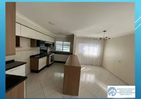 Foto 1 de Casa com 2 Quartos à venda, 205m² em Jardim Silveira, Barueri