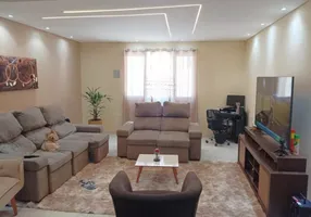 Foto 1 de Casa com 2 Quartos à venda, 150m² em Candelária, Natal