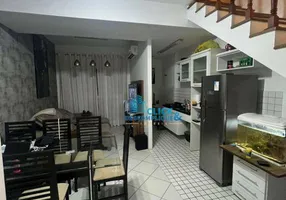 Foto 1 de Flat com 2 Quartos à venda, 74m² em Gonzaga, Santos