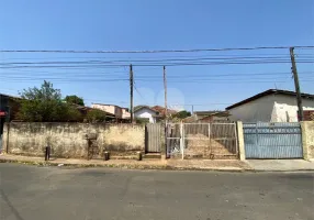 Foto 1 de Lote/Terreno à venda, 913m² em Vila Brasília, São Carlos