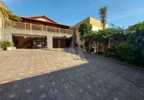 Foto 1 de Casa com 5 Quartos à venda, 360m² em Ouro Preto, Belo Horizonte