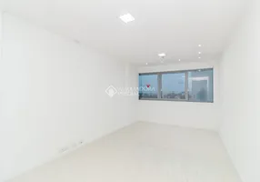 Foto 1 de Sala Comercial para alugar, 26m² em São Sebastião, Porto Alegre