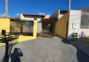 Foto 1 de Casa com 2 Quartos à venda, 77m² em , Ibiporã