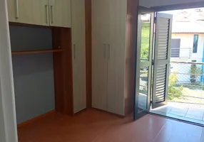 Foto 1 de Casa de Condomínio com 3 Quartos para alugar, 90m² em Granja Viana, Cotia