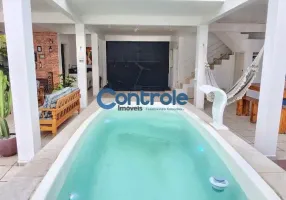 Foto 1 de Casa com 6 Quartos à venda, 225m² em Estreito, Florianópolis