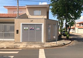 Sobrado com 3 Quartos à venda, 180m² em Jardim Nossa Senhora de Fatima, Tatuí - imagem 1 Foto 1 de Sobrado com 3 Quartos à venda, 180m² em Jardim Nossa Senhora de Fatima, Tatuí