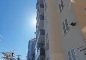 Foto 1 de Apartamento com 3 Quartos à venda, 83m² em Centro, Niterói