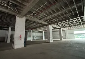 Foto 1 de Ponto Comercial para alugar, 1670m² em Quintas do Calhau, São Luís