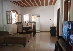 Foto 1 de Casa com 3 Quartos à venda, 110m² em Caieira, Sabará