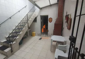 Foto 1 de Sobrado com 2 Quartos para alugar, 123m² em Vila Bastos, Santo André