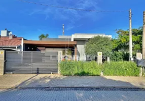 Foto 1 de Casa com 3 Quartos à venda, 210m² em Centro, Xangri-lá