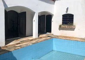 Foto 1 de Casa com 3 Quartos para alugar, 230m² em Vila Oliveira, Mogi das Cruzes