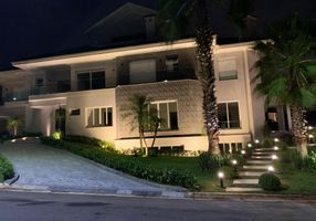 Foto 1 de Casa de Condomínio com 5 Quartos para venda ou aluguel, 1412m² em Residencial Tambore 2, Santana de Parnaíba