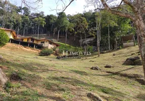 Foto 1 de Fazenda/Sítio com 4 Quartos à venda, 210m² em Vale das Videiras, Petrópolis