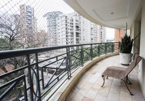 Foto 1 de Apartamento com 5 Quartos à venda, 335m² em Itaim Bibi, São Paulo