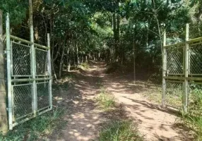 Foto 1 de Fazenda/Sítio com 3 Quartos à venda, 150m² em , Angatuba