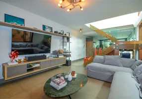 Foto 1 de Casa com 3 Quartos à venda, 380m² em Vila Mariana, São Paulo