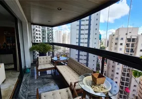 Foto 1 de Apartamento com 3 Quartos à venda, 190m² em Moema, São Paulo