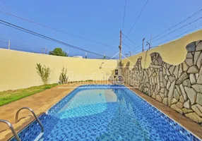 Foto 1 de Sobrado com 4 Quartos à venda, 290m² em Jardim Califórnia, Ribeirão Preto