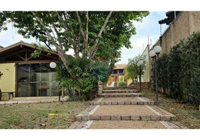Foto 1 de Casa com 3 Quartos à venda, 193m² em Vila Harmonia, Araraquara